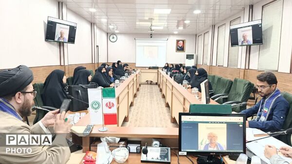سلسله نشست‌های تخصصی مدیران و مربیان مدارس تشکیلاتی سازمان دانش‌آموزی در قم