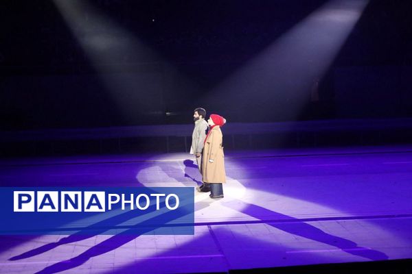 اجرای نمایش «راهبندان» در سومین شب از کنگره ملی 5580 شهید استان البرز