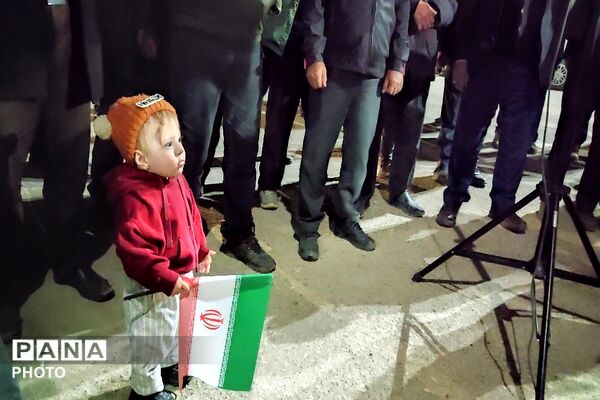 جهاد حضور در خیابان ادامه دارد