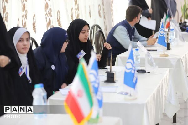 پانا؛ روایت ۲۴ سال آگاهی در قاب مانور رسانه‌ای آذربایجان شرقی