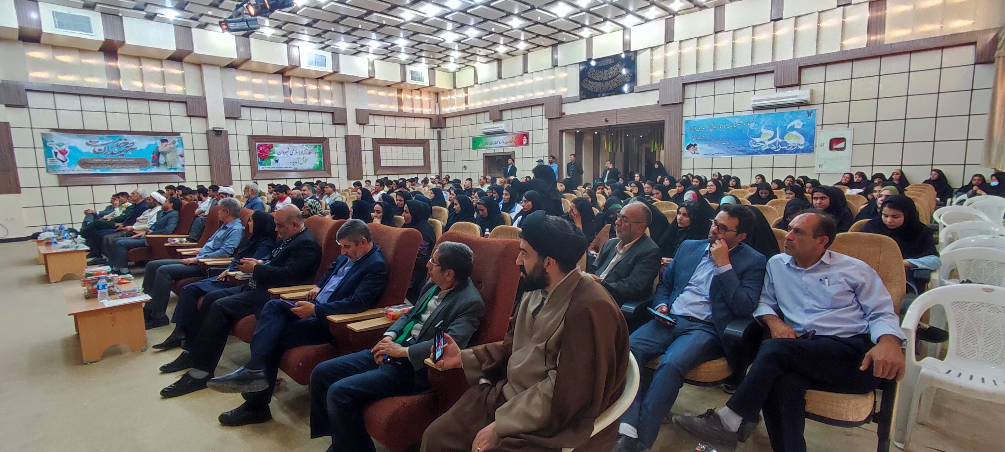برگزاری چهارمین یادواره ۹ دانشجوی شهید شهرستان شیروان