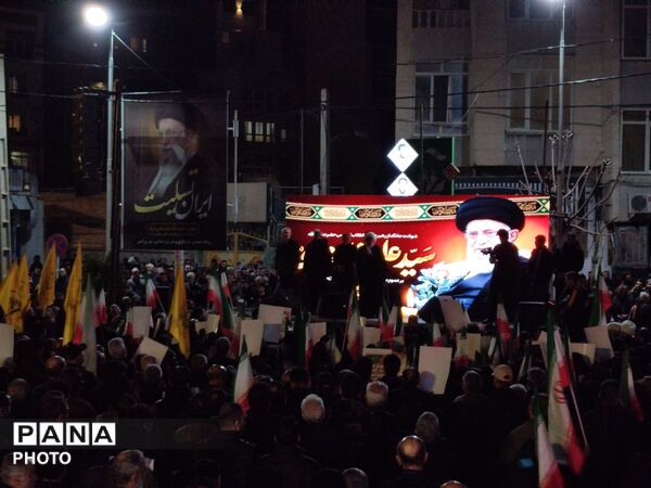 راهپیمایی بزرگ مردم ولایتمدار ورامین بر علیه آمریکا و اسرائیل جنایتکار برای خون خواهی رهبر معظم انقلاب اسلامی