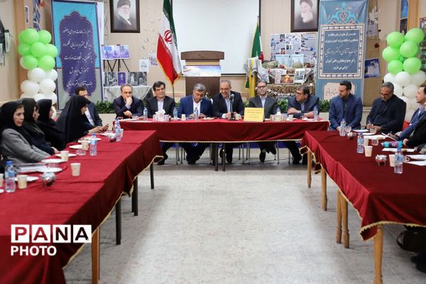 مطالبات بی‌واسطه شورای دانش‌آموزی مدرسه شهید مسافری تبریز با مسوولان وزارت آموزش و پرورش 