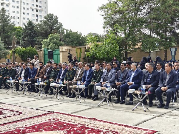 زنگ «سپاس معلم» در کرمانشاه 