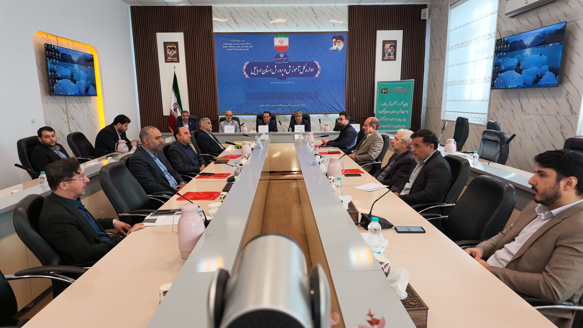 رعایت کرامت انسانی و تکریم متقاضیان در تمامی مراحل گزینش