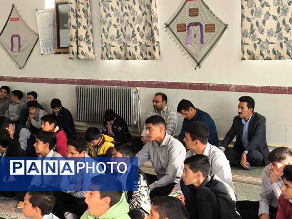 گرامیداشت ایام فاطمیه در دبیرستان خاتم الانبیا خاتم