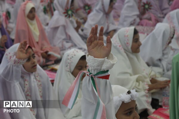  آغاز جشن بندگی دانش‌آموزان  شهرستان نظرآباد 