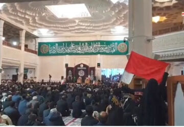 مراسم بزرگداشت رهبر معظم انقلاب در حرم احمد‌ابن‌موسی(ع) 