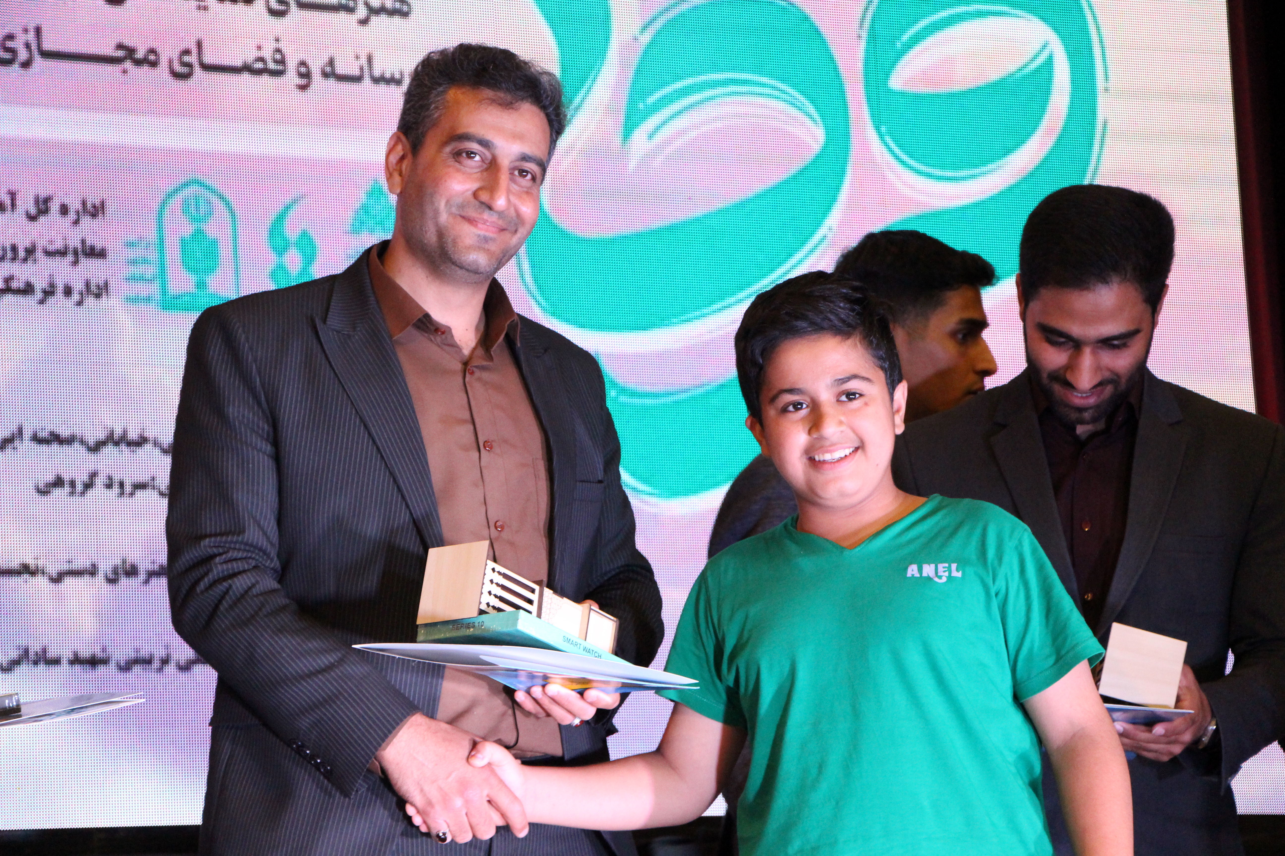 چهل و سومین دوره جشنواره فرهنگی هنری دانش‌آموزان یزد