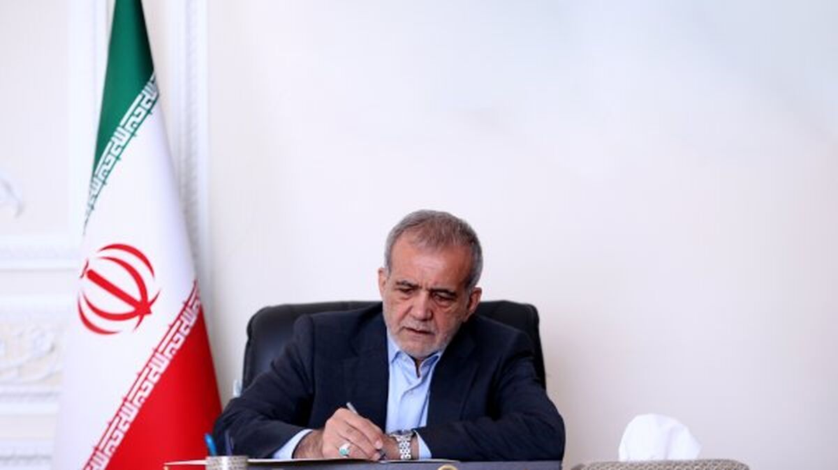 پیام تسلیت دکتر پزشکیان در پی درگذشت مادر شهیدان اکبری‌باصری 
