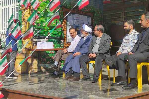 برگزاری انتخابات شورای دانش آموزی در مدارس ناحیه دو شهرری 