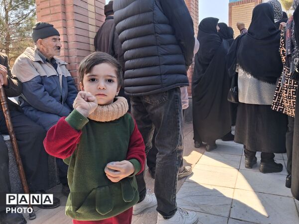 امروز شیروان در سوگ ۳شهید جنگ تحمیلی نشست