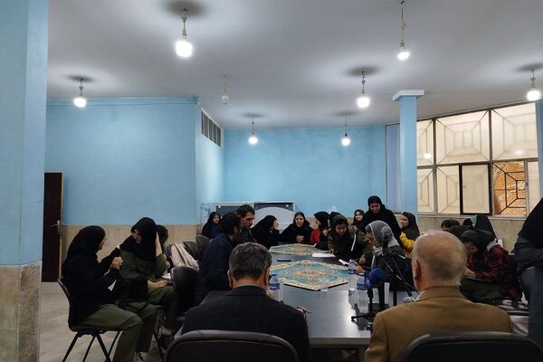  نشست نقد و بررسی کتاب در کتابخانه عمومی علامه امینی 