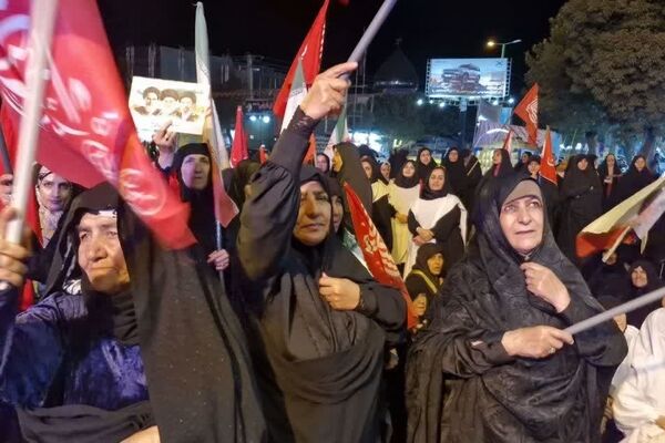 همزمان با سراسر کشور؛ صد و هفتاد و یکمین شب «بیعت با رهبری» در نورآباد