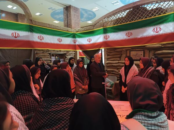 طرح سفیران عشق در گلزار شهدای شهرستان قدس