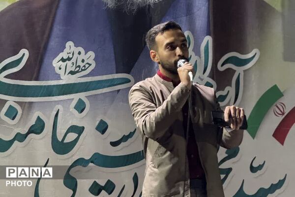 تجدید بیعت پرشور مردم فیروزکوه با رهبری معظم انقلاب