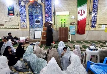  آیین معنوی اعتکاف در گچساران