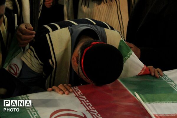 ‌حضور قوم بختیاری در تشییع شهید سجاد نادری