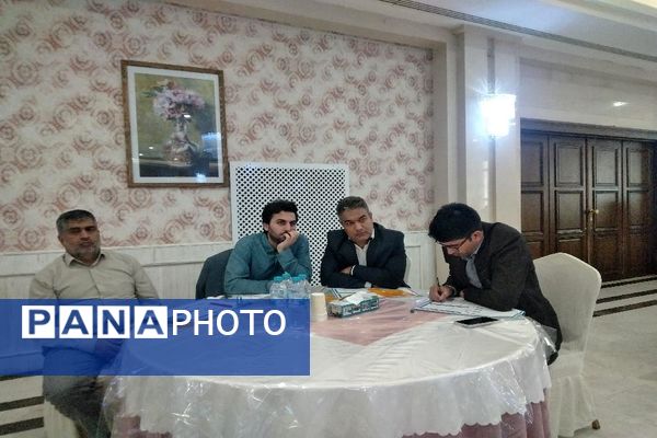 دوره و کارگاه تعاملی مربی، راهبر نسل جدید در مشهد