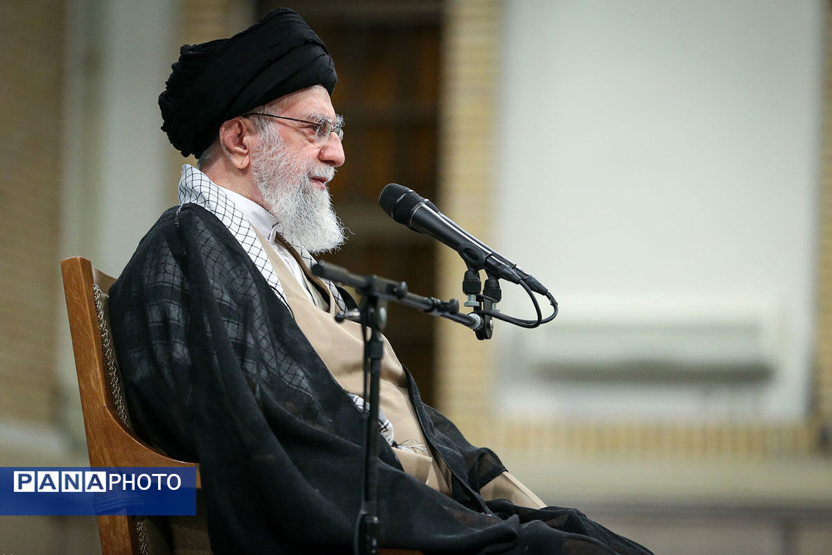 امام خامنه‌ای: اسرائیل منتظر مجازاتی سخت باشد