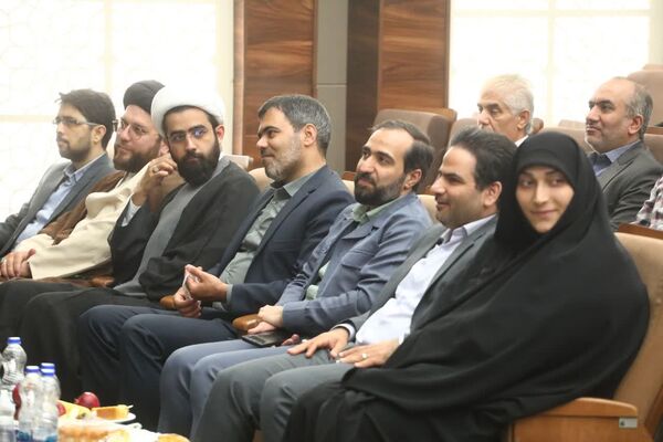 آیین تقدیر از معلمان نمونه استان قم
