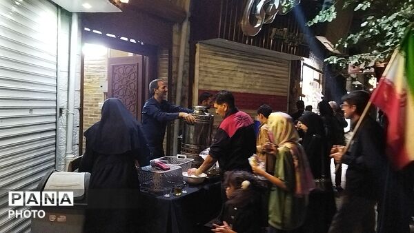 چایخانه حوزه علمیه گلشن در صد و بیست و هشتمین شب 