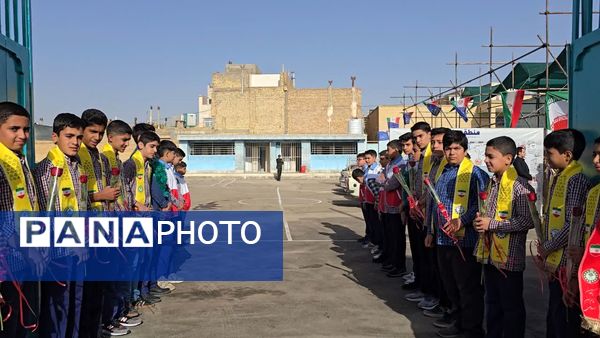 آیین باشکوه استانی زنگ مهر و مقاومت در یزد