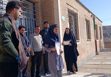 مراسم تقدیر و تشکر از دانش آموزان جشنواره خوارزمی دبیرستان آیت‌الله کاشانی منطقه بیرانوند 