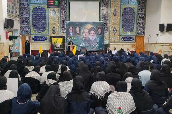 مراسم بزرگداشت شهید سید حسن نصرالله در مسجد جامع خیرآباد ورامین