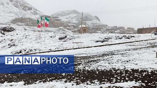 بارش برف در روستای اصقول سربیشه