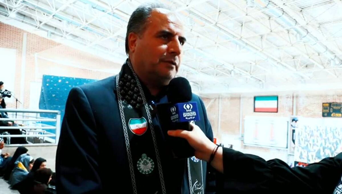 دانش‌آموزان با علم‌آموزی، راه و مسیر ترسیم‌شده رهبری را به قله می‌رسانند