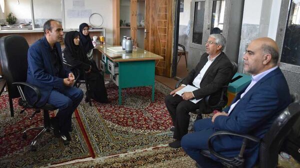 بازدید معاون مرکز ارزشیابی و تضمین کیفیت وزارت آموزش و پرورش از حوزه‌ آزمون و مرکز تصحیح اوراق آزمون نهایی ناحیه یک مشهد 