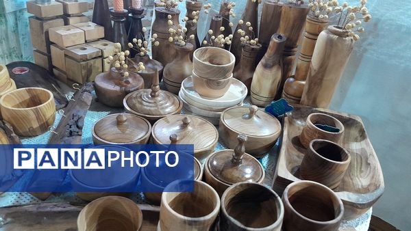 برپایی نمایشگاه صنایع‌دستی‌و سوغات در البرز