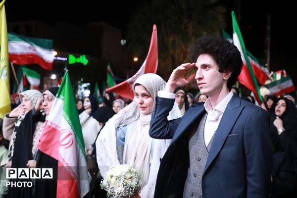 میدان فلسطین میزبان جشن عقد یکی از زوج های جانفدای تهرانی