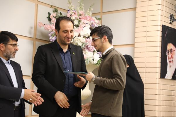 جشن ستارگان در تبادکان