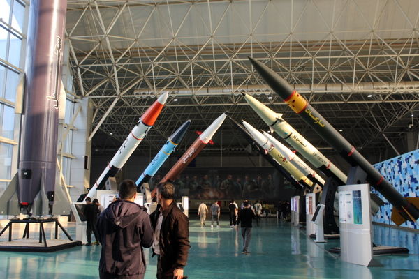 حضور دانش‌آموزان بندپی شرقی در راهیان نور و بازدید از نمایشگاه هوافضا سپاه پاسداران تهران