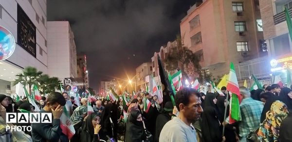 همبستگی مردم بندرعباس در شب شهادت امام جواد (ع)
