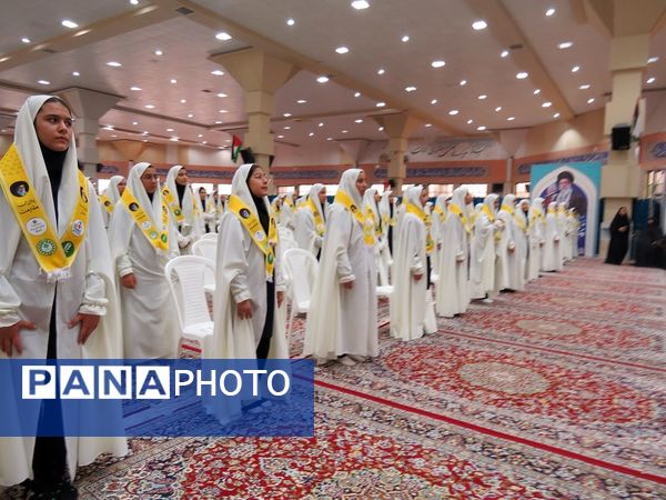 تمرین آمادگی گروه پیشتازان برای اجرا در اجلاسیه سراسری نماز