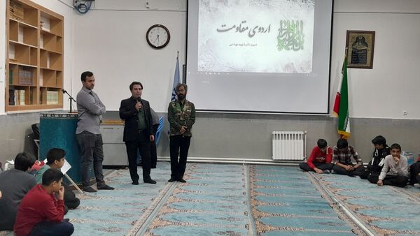 برپایی اردوی شبانه مقاومت در دبیرستان شهید بهشتی