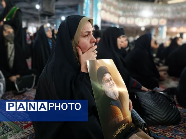 اجتماع بانوان مقاومت و تجلیل از همسران جانبازان در مصلی نماز جمعه شهرستان قدس