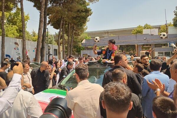 استقبال مردم کرمانشاه از آرین سلیمی قهرمان المپیک پاریس 