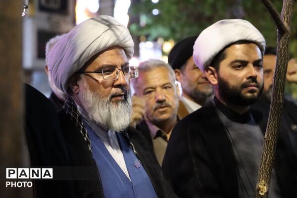 حضور دهه نودی و هشتادی‌ها در راهپیمایی ماهدشت