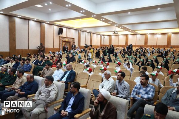 اختتامیه جشنواره‌های گروه‌های نقش‌آفرین فرهنگی هنری بسیج و سرود مقاومت خراسان شمالی 
