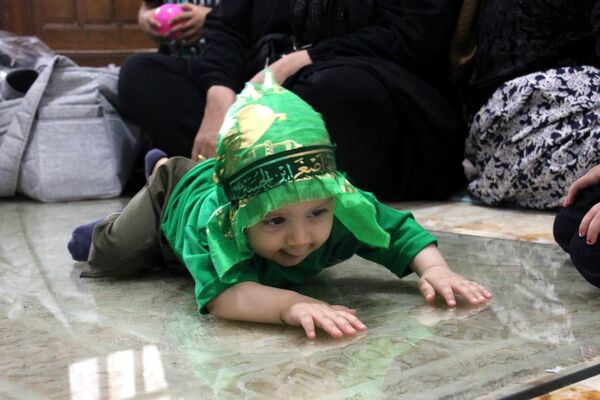 مراسم شیرخواران حسینی در تبریز 