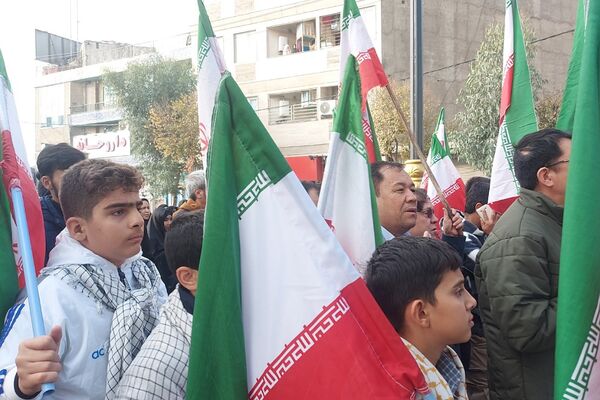 تشییع پیکر شهید مدافع حرم رضا مرادی در باقرشهر 