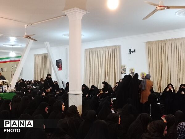 مراسم هفتم شهید یاسر زروندی در مسجد امام حسین (ع) 