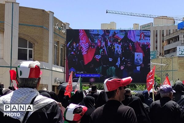  وداع با رهبر شهید در جوار بارگاه رضوی