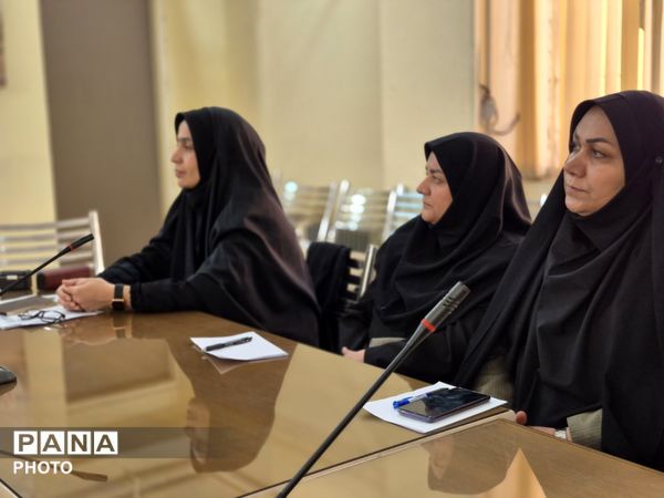 کارگاه آموزشی رابطین طرح ملی دانش‌آموزی نجات «دانا» در تویسرکان