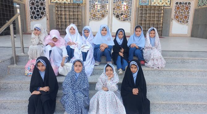 مهر و محراب در آموزشگاه نورالبیان