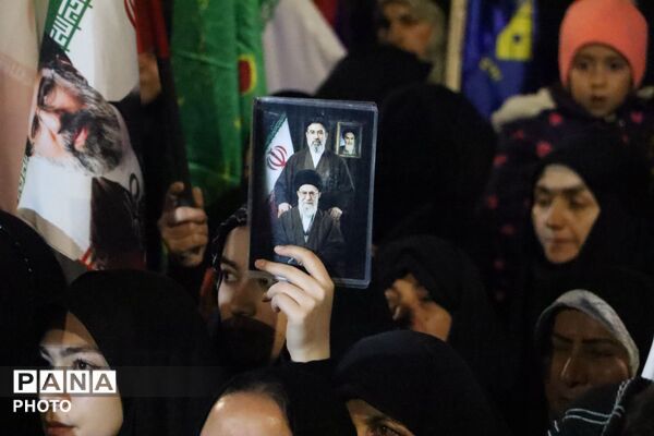 اجتماع مردمی بیعت با رهبر انقلاب در نیشابور 